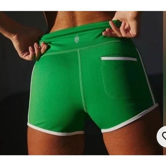 Free People Movement OB1652571 Women's Sz Small Green Sheen Island Time Shorts - Picture 13 of 13